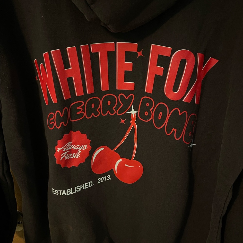 ✨White Fox✨ Cherry Bomb hoodie - Picture 3 of 5